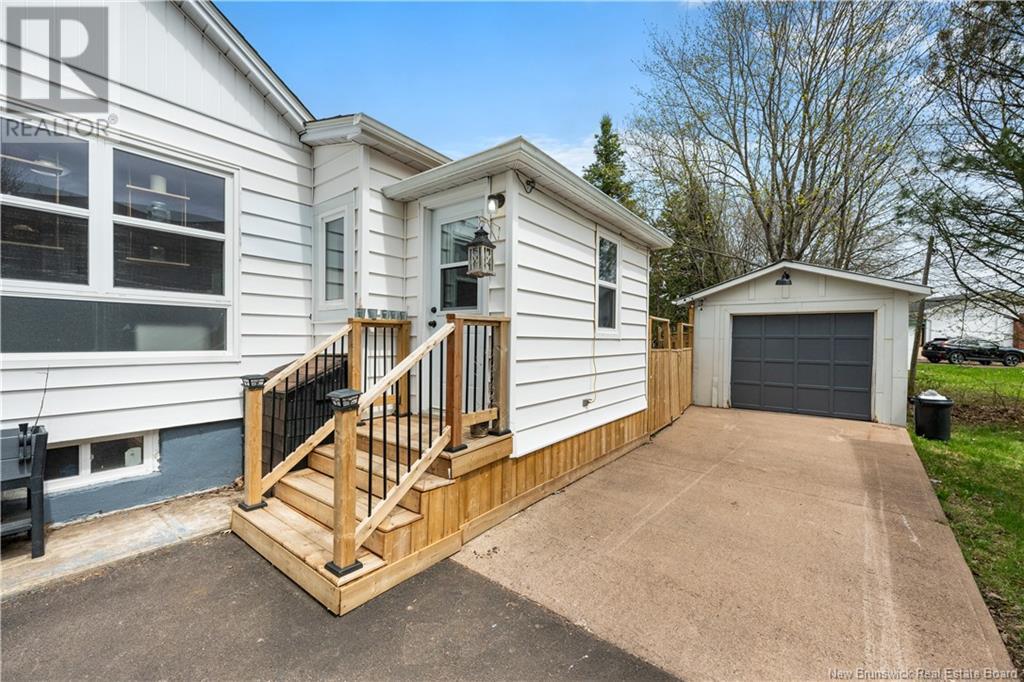 111 Milner, Moncton, New Brunswick  E1E 2S2 - Photo 31 - NB117928