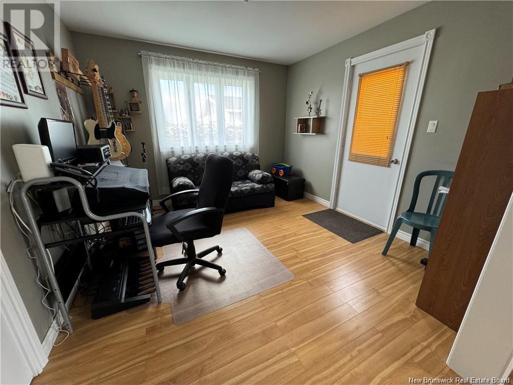 24 Rue Deschênes, Saint-Quentin, New Brunswick  E8A 1M1 - Photo 14 - NB117868