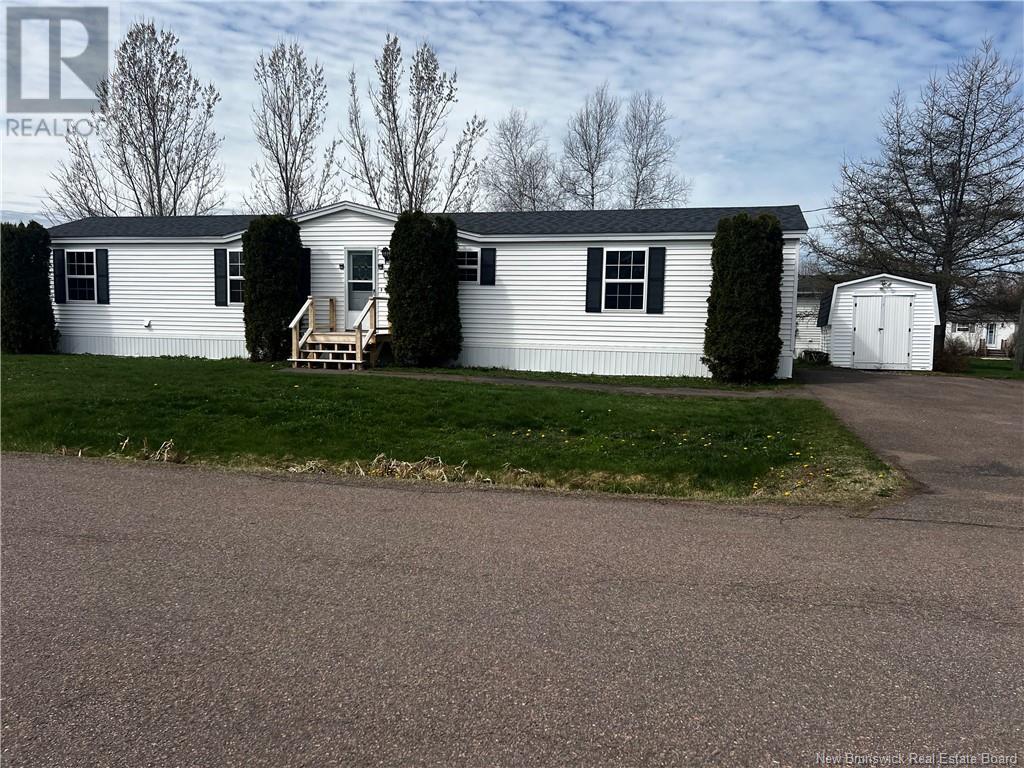 18 Anemone, Moncton, New Brunswick  E1H 2R7 - Photo 1 - NB117890