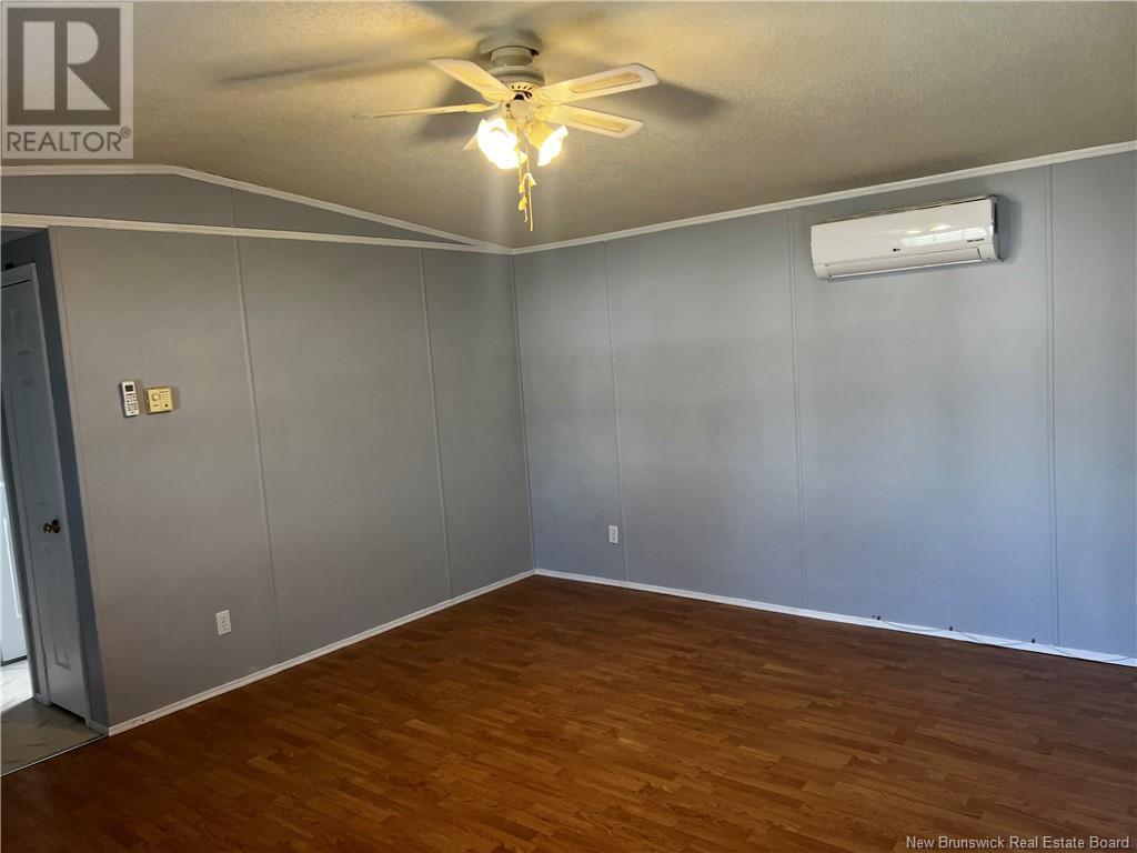 18 Anemone, Moncton, New Brunswick  E1H 2R7 - Photo 8 - NB117890