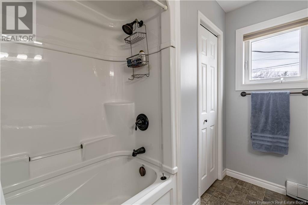 13 Amberwood Court, Moncton, New Brunswick  E1C 9H1 - Photo 22 - NB117343