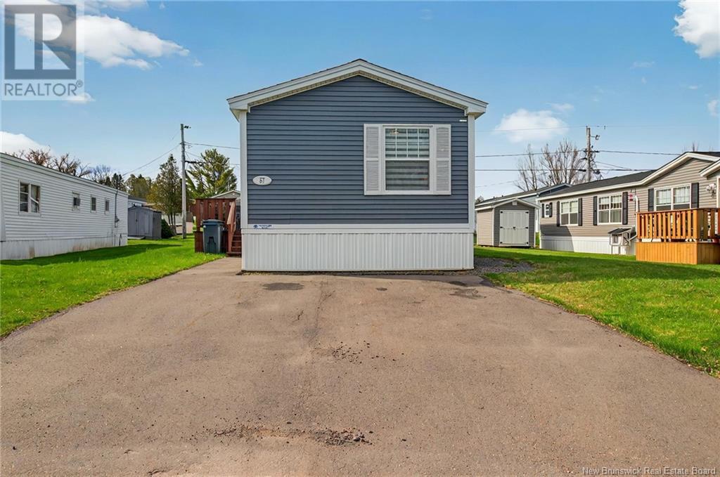 57 Blossom Avenue, Riverview, New Brunswick  E1B 4Y7 - Photo 8 - NB118021