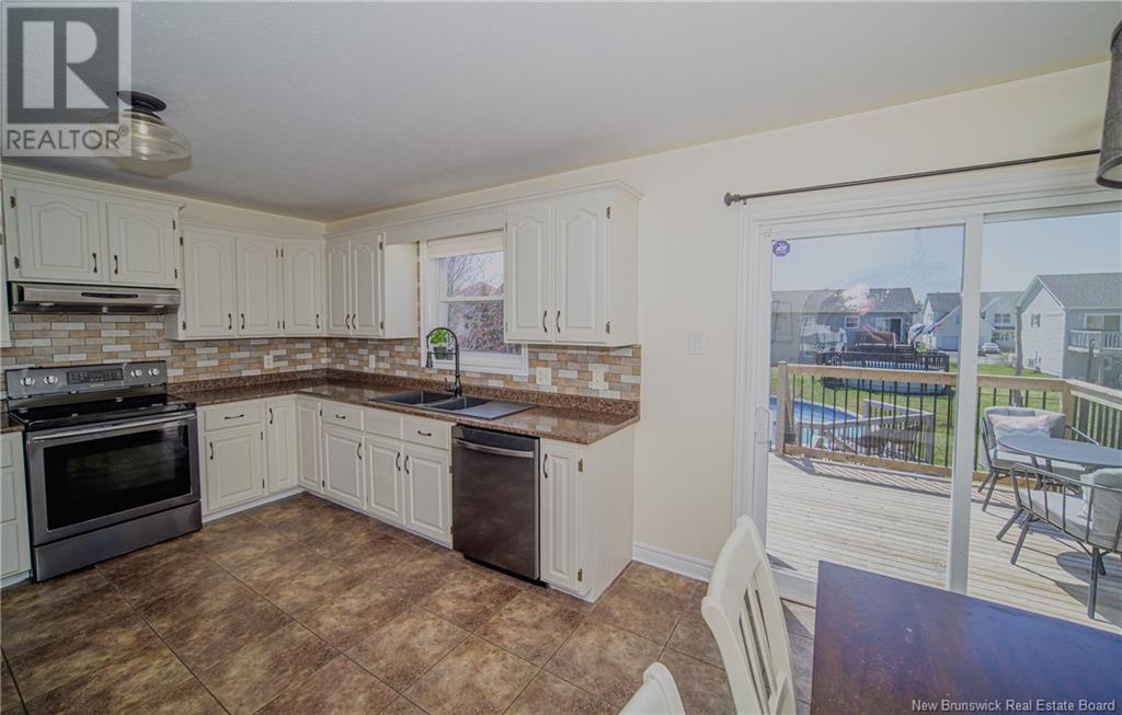 44 Ripley Street, Oromocto, New Brunswick  E2V 4P8 - Photo 5 - NB118020