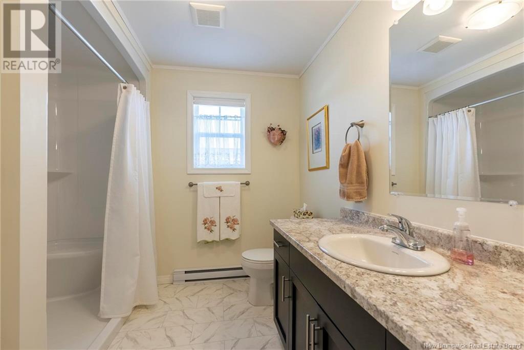 124 Burns Street, Fredericton, New Brunswick  E3G 4C8 - Photo 31 - NB116994