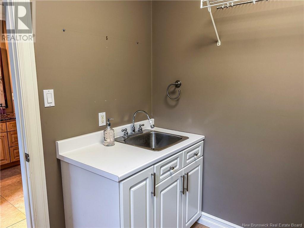 88 Foxwood Drive, Moncton, New Brunswick  E1G 5H4 - Photo 21 - NB117977