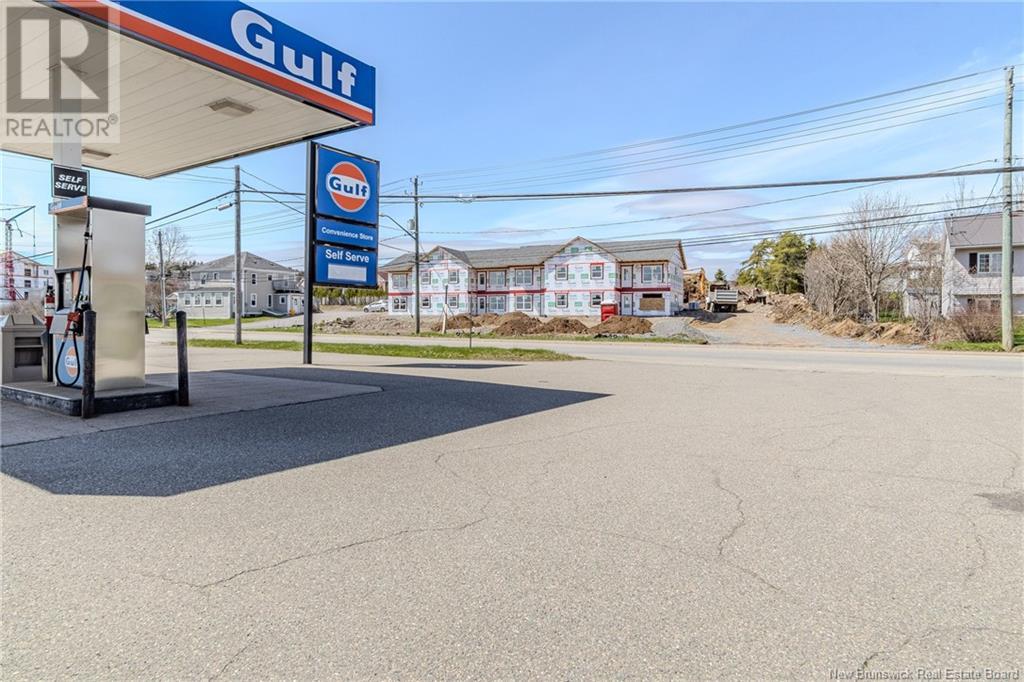 1506 Loch Lomond Road, Saint John, New Brunswick  E2J 1Z7 - Photo 2 - NB117987