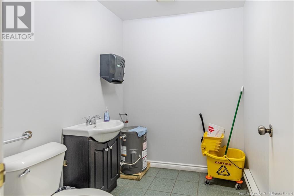 1506 Loch Lomond Road, Saint John, New Brunswick  E2J 1Z7 - Photo 23 - NB117987