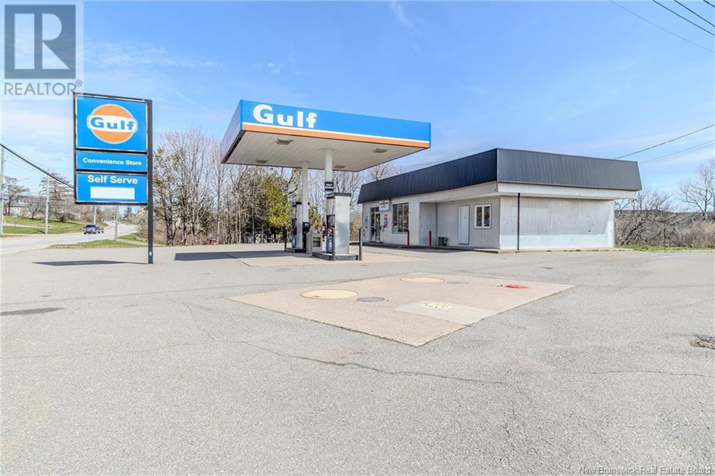 1506 Loch Lomond Road, Saint John, New Brunswick  E2J 1Z7 - Photo 7 - NB117987