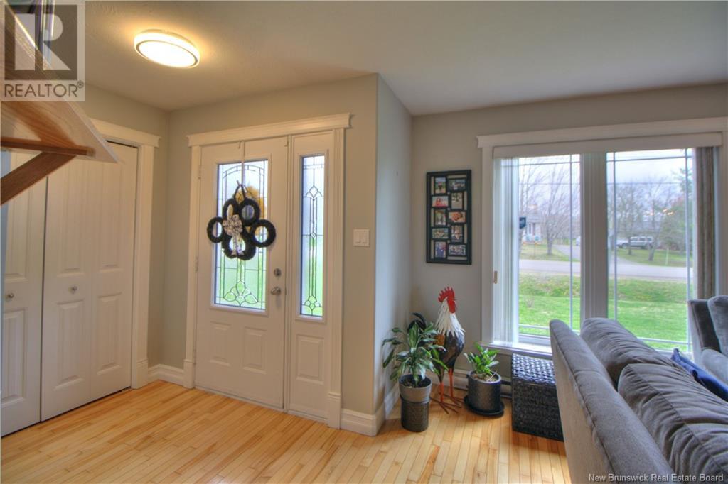 27 Clement Avenue, Saint-Antoine, New Brunswick  E4V 1E3 - Photo 3 - NB118019
