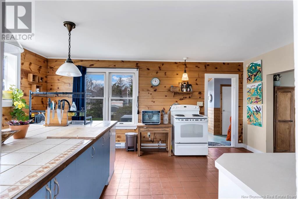 383 Chemin De La Cote, Grande-Digue, New Brunswick  E4R 4A9 - Photo 7 - NB118040