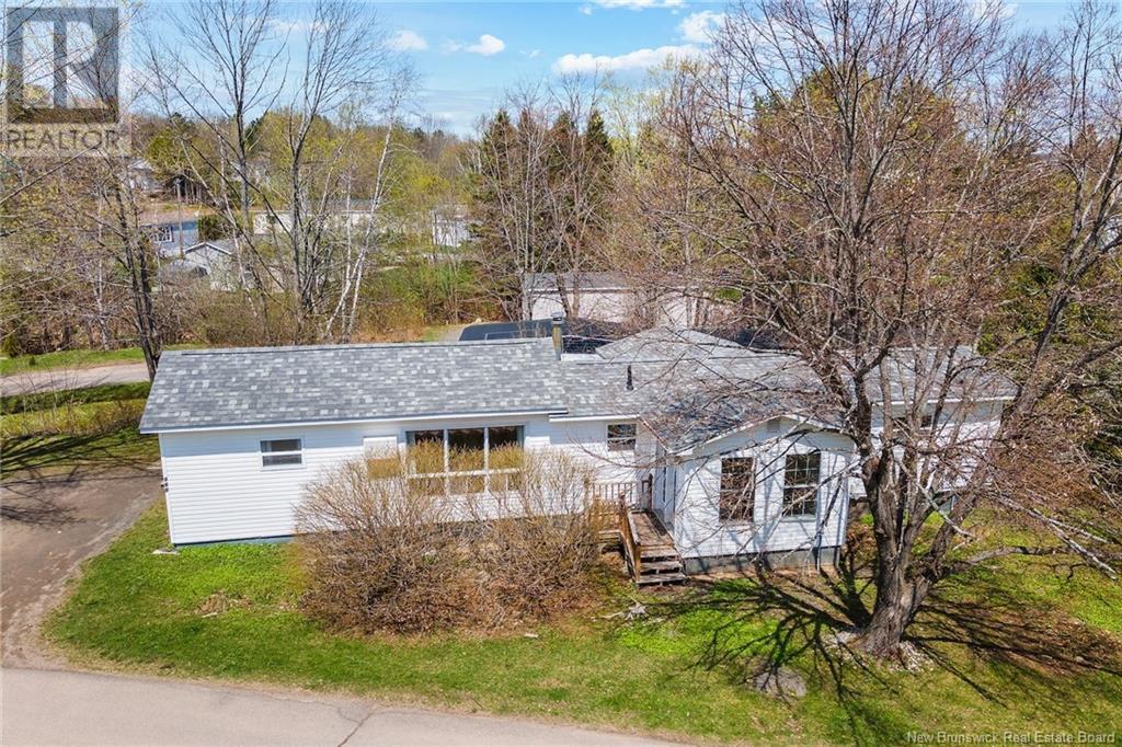 365 Fairmount Lane, Fredericton, New Brunswick  E3B 7P7 - Photo 37 - NB118039