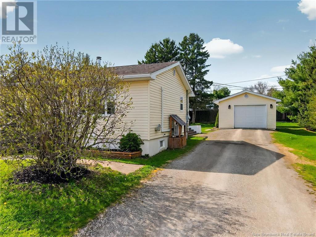 10 Birkdale Drive, Salisbury, New Brunswick  E4J 1Z7 - Photo 3 - NB118026