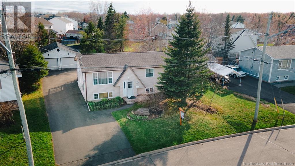 158 Logan Lane, Moncton, New Brunswick  E1G 1N5 - Photo 2 - NB117753