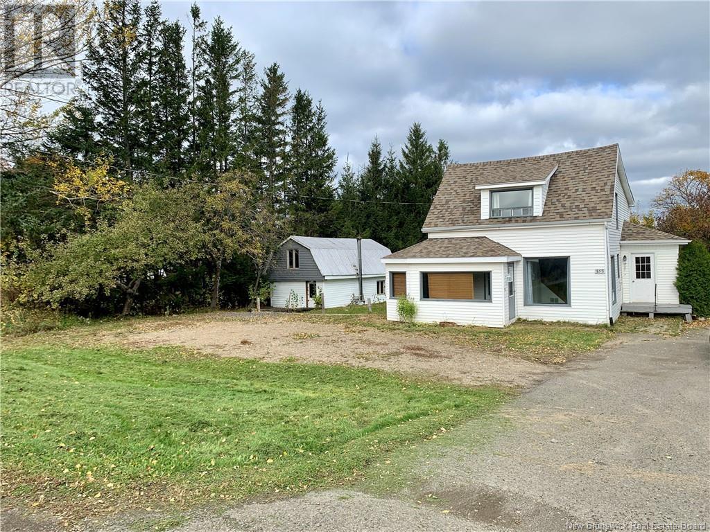 453 Chaleur, Charlo, New Brunswick  E8E 2B9 - Photo 2 - NB117852