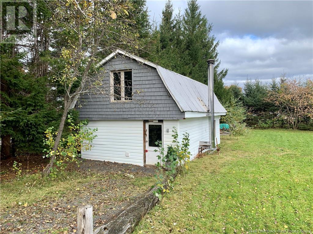 453 Chaleur, Charlo, New Brunswick  E8E 2B9 - Photo 33 - NB117852