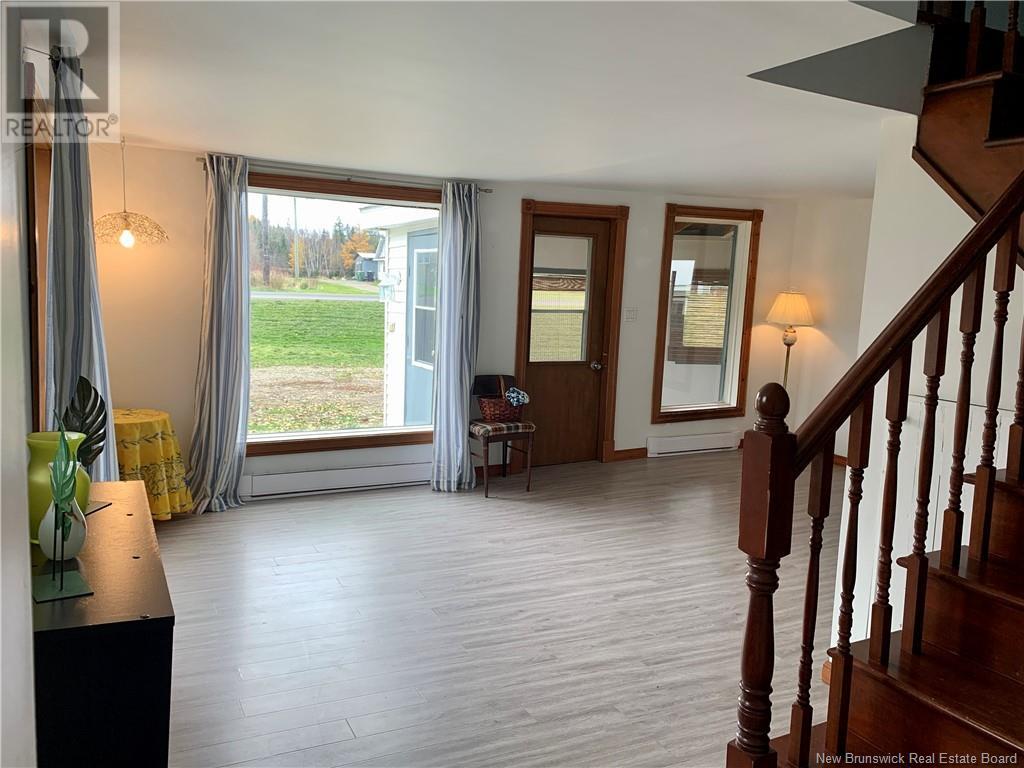 453 Chaleur, Charlo, New Brunswick  E8E 2B9 - Photo 8 - NB117852