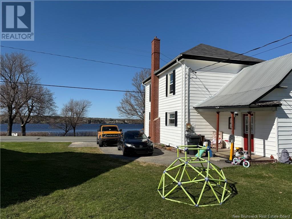 4388 Water Street, Miramichi, New Brunswick  E1N 4L6 - Photo 4 - NB118065