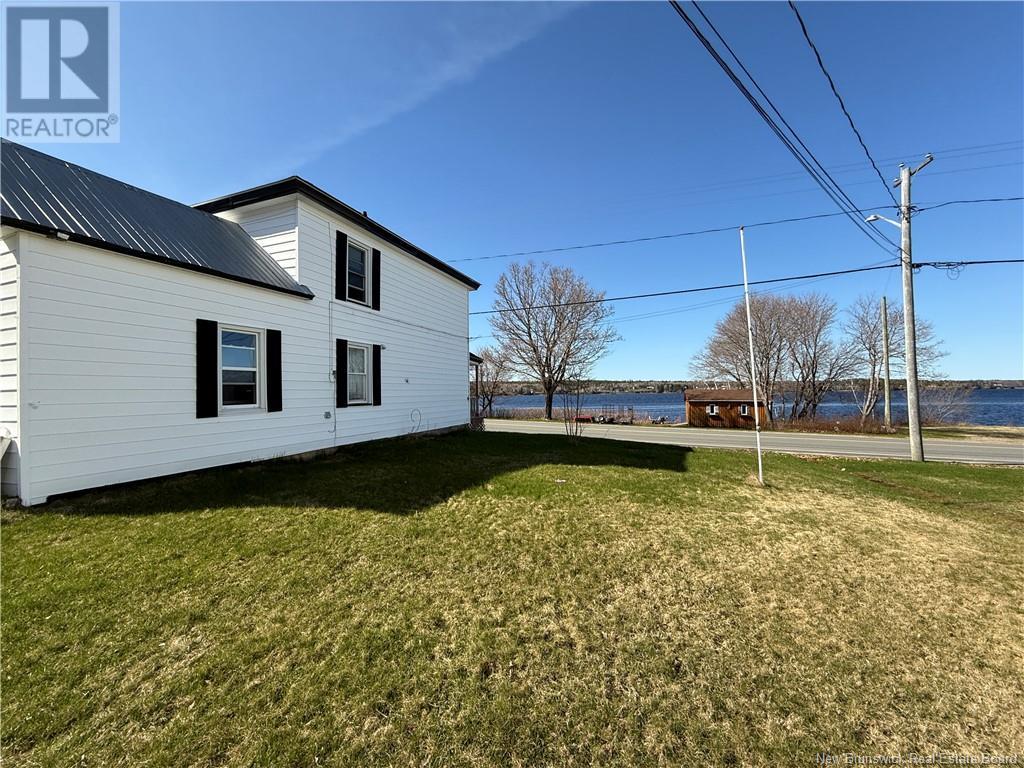 4388 Water Street, Miramichi, New Brunswick  E1N 4L6 - Photo 5 - NB118065