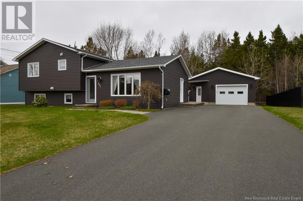 551 Alfreda, Tracadie, New Brunswick  E1X 1B4 - Photo 1 - NB118047