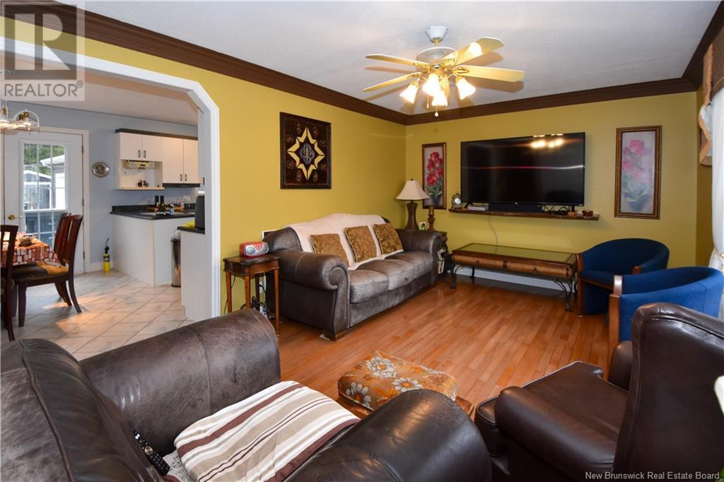 551 Alfreda, Tracadie, New Brunswick  E1X 1B4 - Photo 10 - NB118047