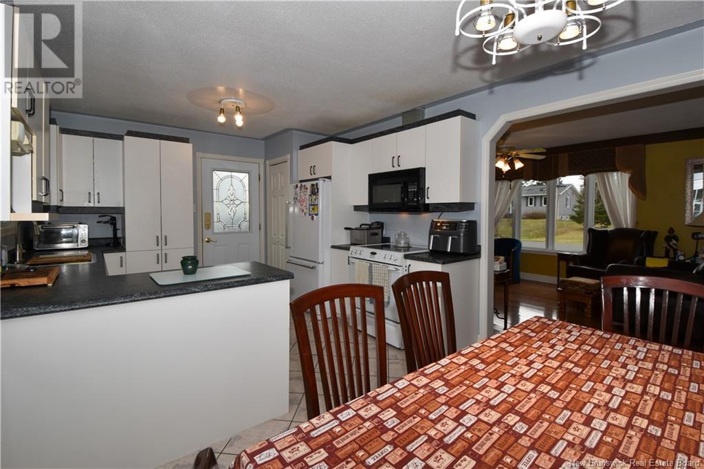 551 Alfreda, Tracadie, New Brunswick  E1X 1B4 - Photo 7 - NB118047