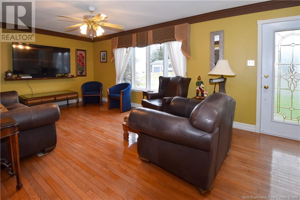 551 Alfreda, Tracadie, New Brunswick  E1X 1B4 - Photo 9 - NB118047