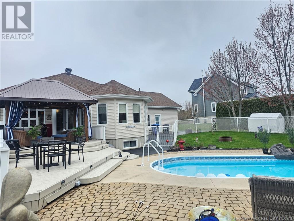 65 Mgr. Dionne Avenue, Edmundston, New Brunswick  E3V 4B2 - Photo 37 - NB117973