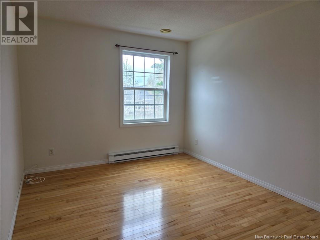 703 Brookside Drive, Fredericton, New Brunswick  E3G 8T9 - Photo 14 - NB118069