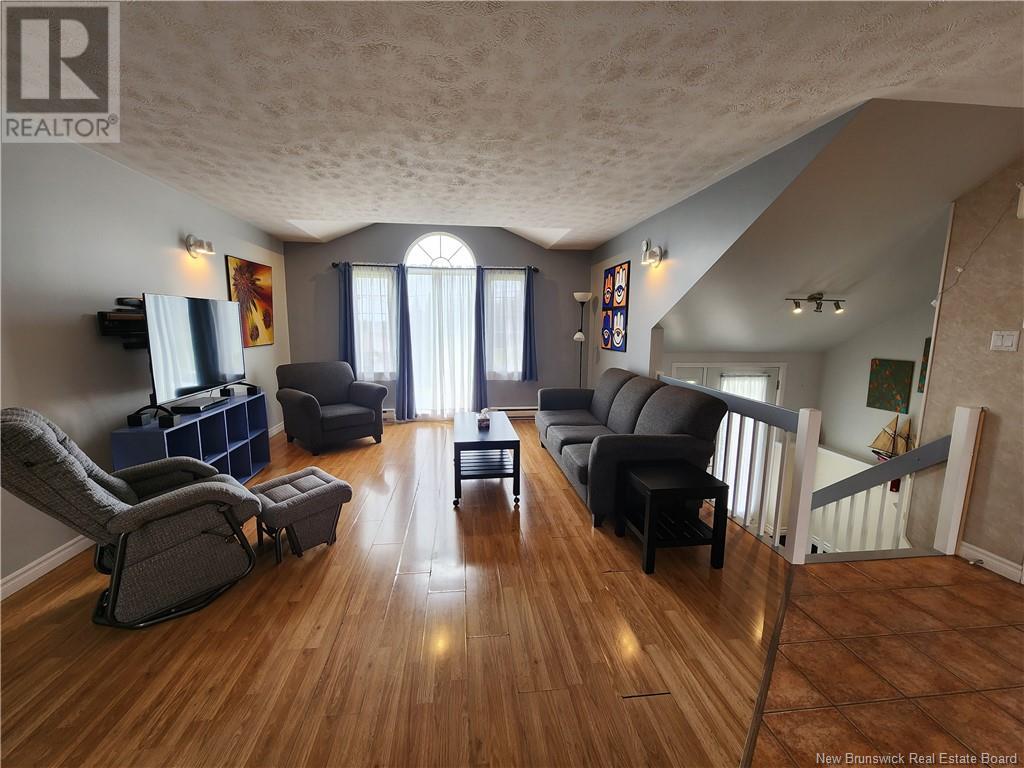 130 Hennigar Street, Grand-Sault/grand Falls, New Brunswick  E3Y 1B3 - Photo 4 - NB118076