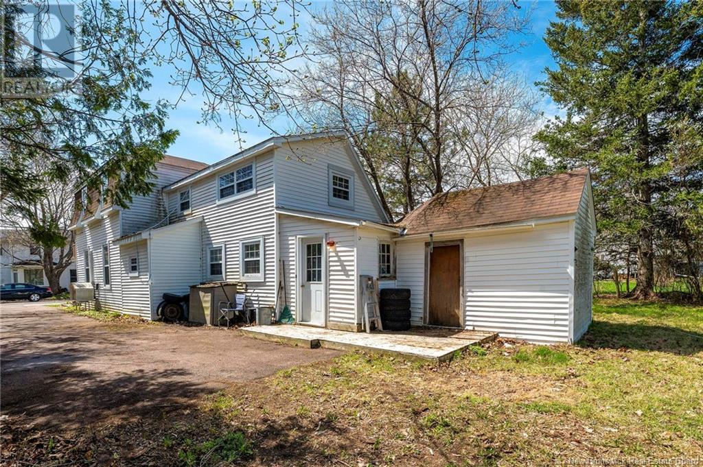48 Cunard Street, Richibucto, New Brunswick  E4W 3Z4 - Photo 9 - NB118041