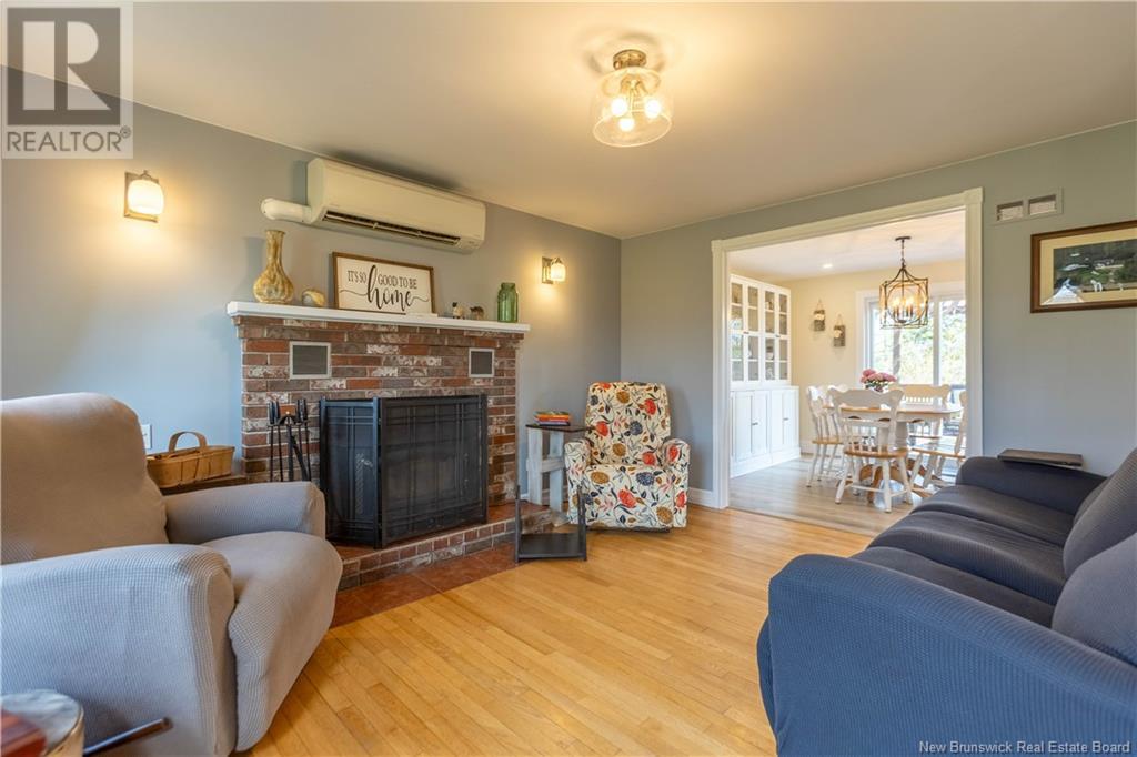 339 Queens Road, Sackville, New Brunswick  E4L 2B9 - Photo 4 - NB118075