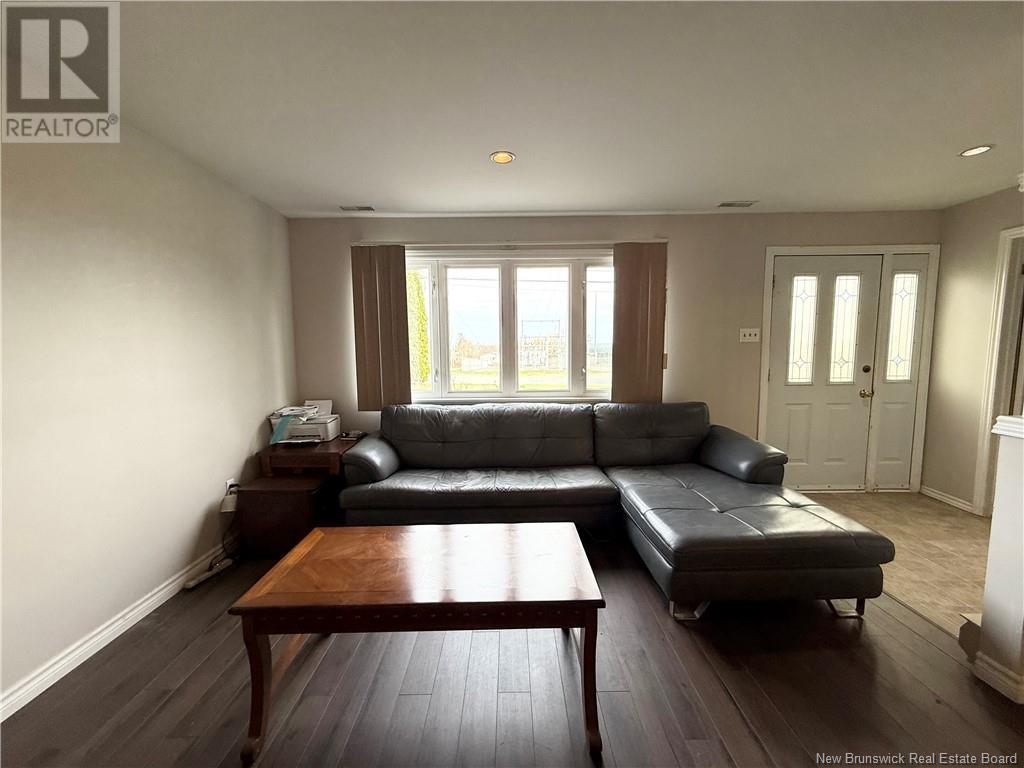 1 Locke Street, Miramichi, New Brunswick  E1V 3W8 - Photo 20 - NB118024