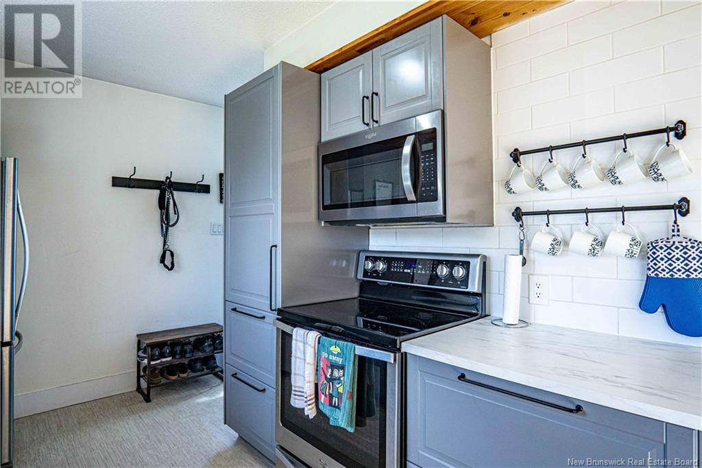 72 Southampton Drive, Fredericton, New Brunswick  E3B 4T3 - Photo 14 - NB118101