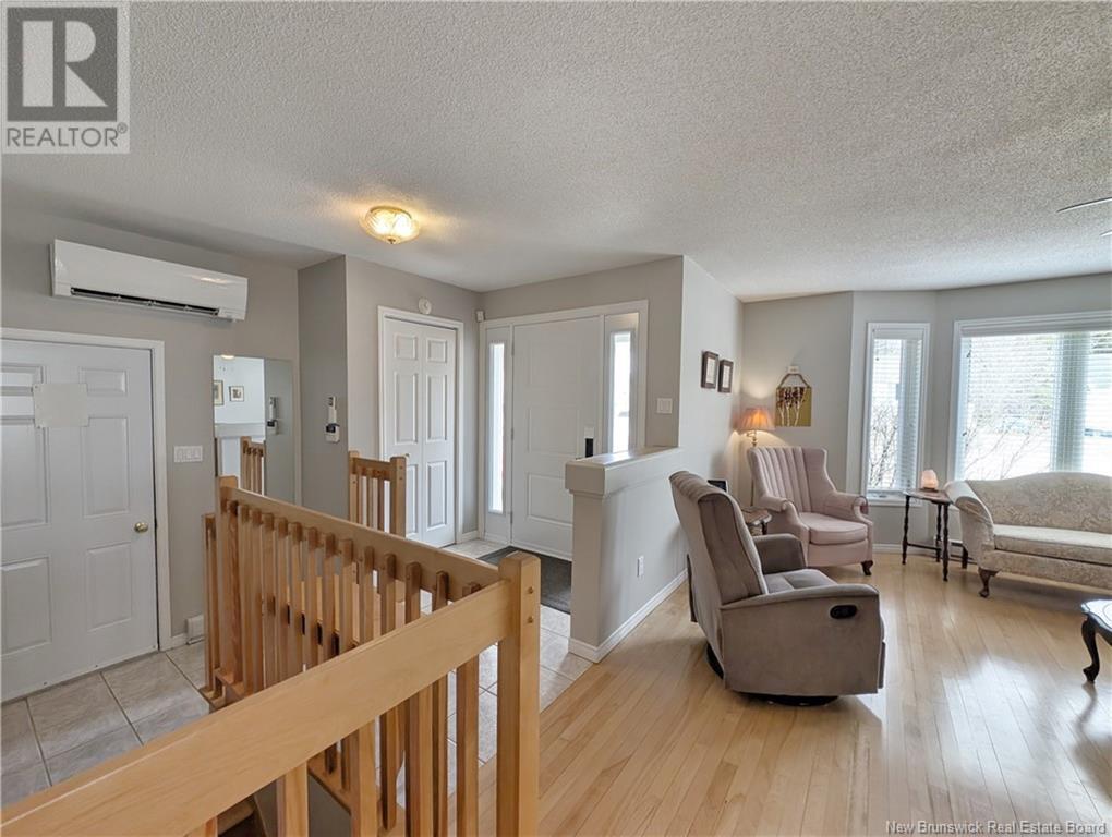 1745 Gowan Brae Drive, Bathurst, New Brunswick  E2A 4X5 - Photo 3 - NB118149