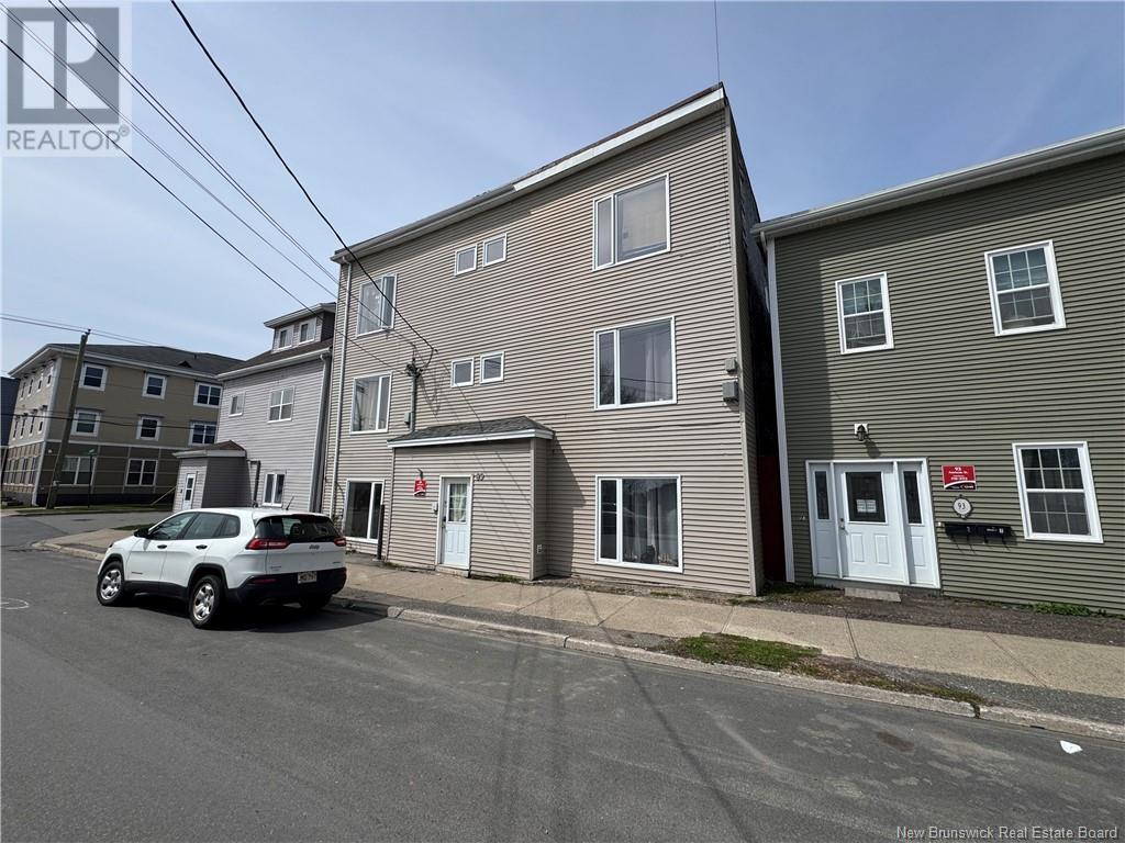 89 Adelaide Street, Saint John, New Brunswick  E2K 1W6 - Photo 1 - NB118157
