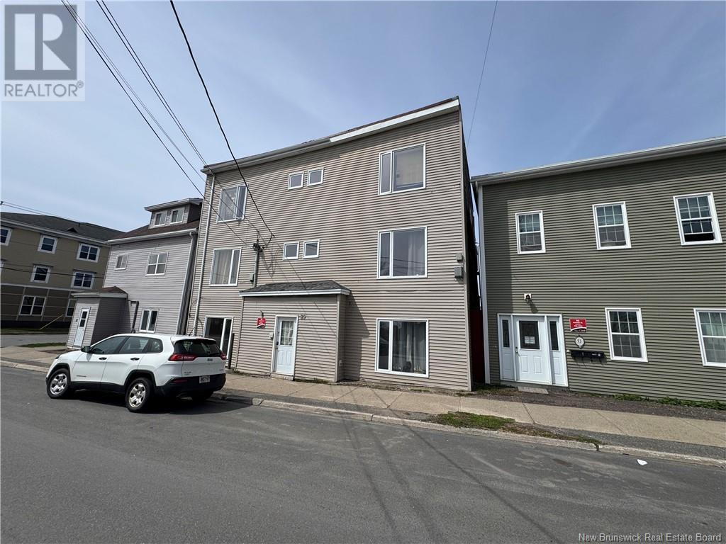 89 Adelaide Street, Saint John, New Brunswick  E2K 1W6 - Photo 2 - NB118157