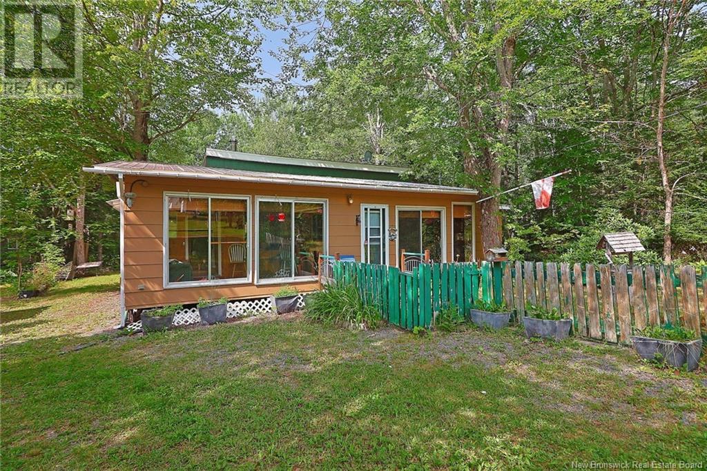 13 Mills Crescent, Mill Cove, New Brunswick  E4C 3W9 - Photo 3 - NB118166