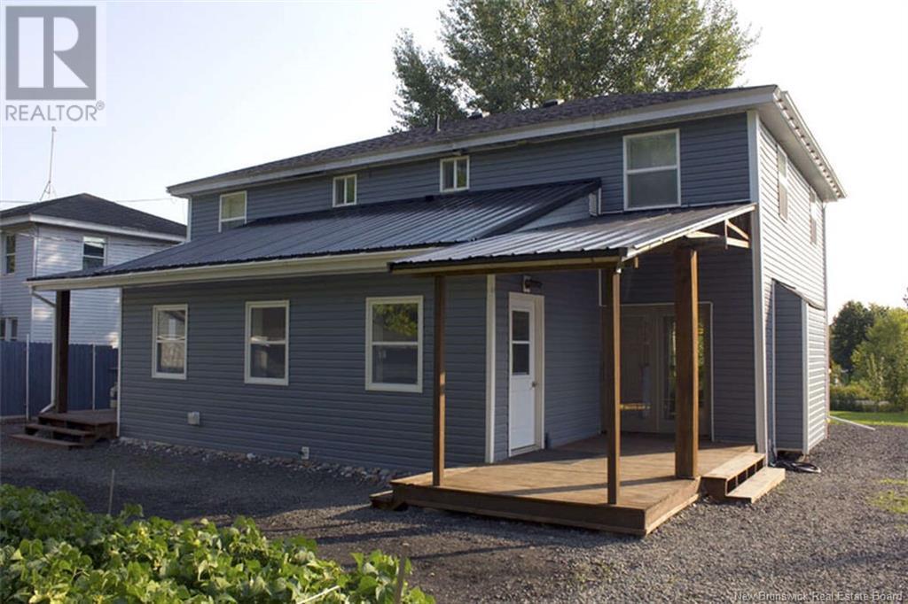 6 8 Harbour Street, Newcastle Creek, New Brunswick  E4B 2K5 - Photo 2 - NB118176