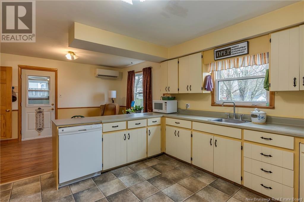 7 Brenmar, Sackville, New Brunswick  E4L 3N3 - Photo 11 - NB118150
