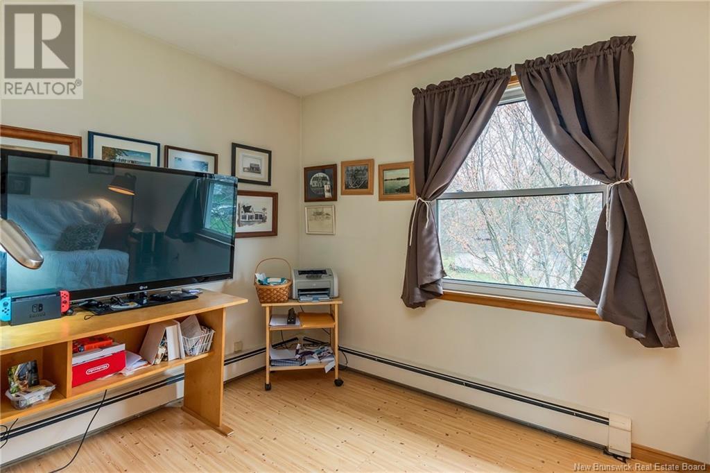 7 Brenmar, Sackville, New Brunswick  E4L 3N3 - Photo 20 - NB118150