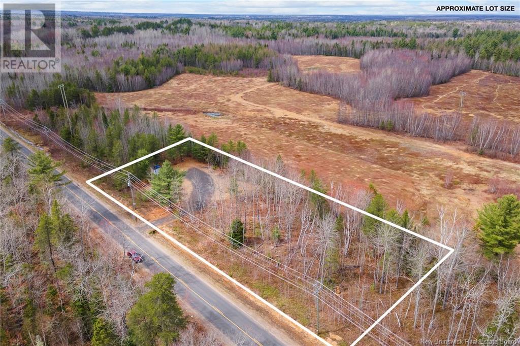 385 Evans Road, Grand Lake, New Brunswick  E4B 2H1 - Photo 3 - NB118114