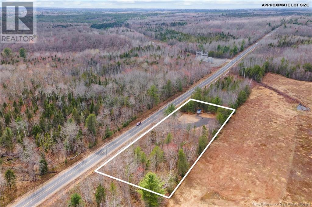 385 Evans Road, Grand Lake, New Brunswick  E4B 2H1 - Photo 4 - NB118114