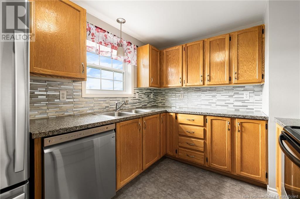 26 Parker Road, Scoudouc, New Brunswick  E4P 3S2 - Photo 6 - NB118097