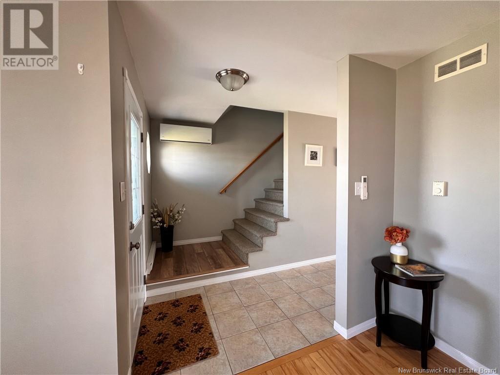 105 Hampton Street, Moncton, New Brunswick  E1G 5H2 - Photo 3 - NB115645