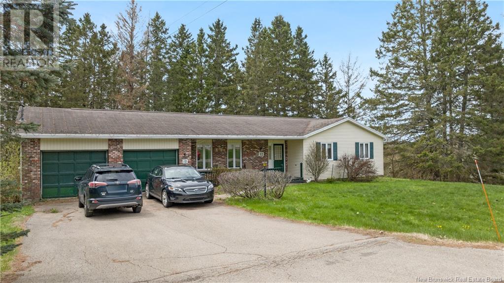 12 Barbara Drive, Sussex, New Brunswick  E4E 3W7 - Photo 2 - NB117511