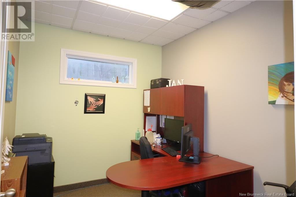 676 Prospect Street, Fredericton, New Brunswick  E3B 8G9 - Photo 11 - NB118273