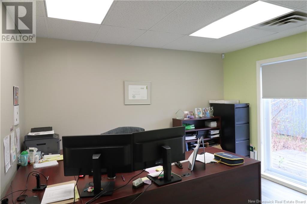 676 Prospect Street, Fredericton, New Brunswick  E3B 8G9 - Photo 19 - NB118273