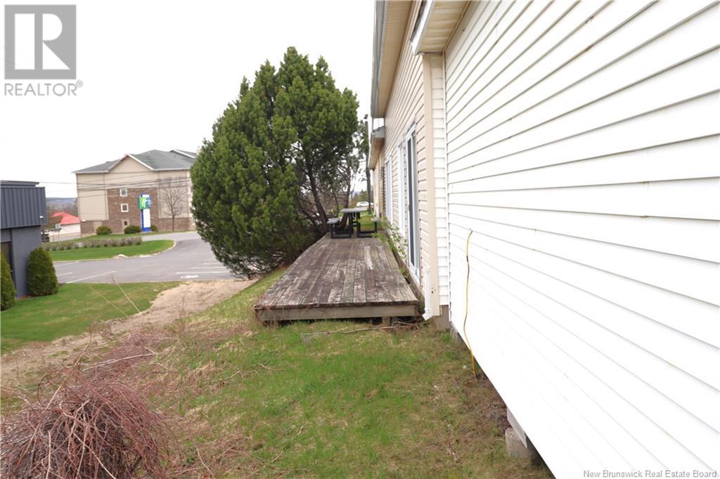 676 Prospect Street, Fredericton, New Brunswick  E3B 8G9 - Photo 30 - NB118273