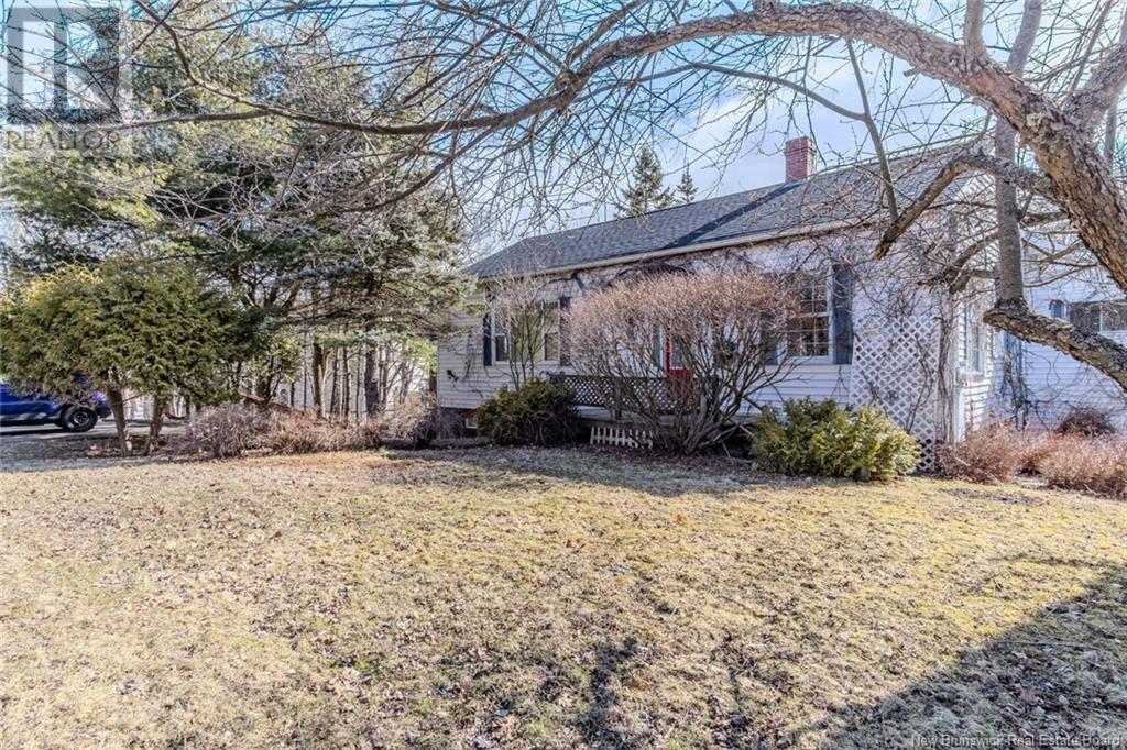 76 Pettingill Road, Quispamsis, New Brunswick  E2E 3R9 - Photo 1 - NB118290