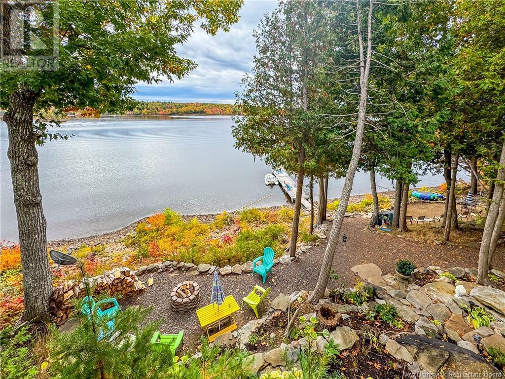 80 Barnes Point Road, Cambridge-Narrows, New Brunswick  E4C 2E6 - Photo 3 - NB115315